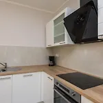 Star - Free Private Parking Apartment *