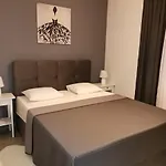 Star - Free Private Parking Apartment Zadar