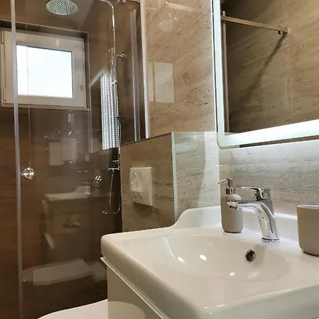 Appartement Star - Free Private Parking *
