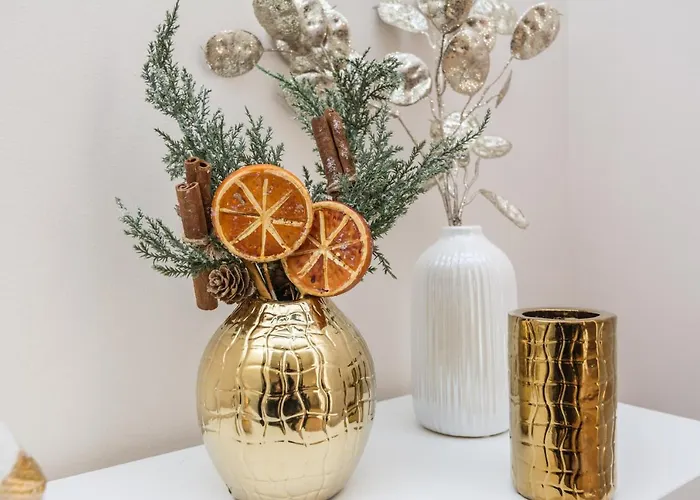 Star - Free Private Parking *